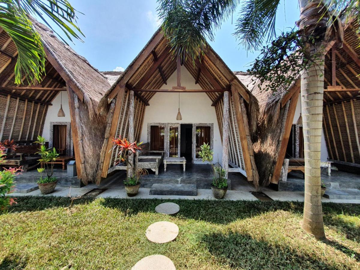 Palm Green Hotel Kuta  Екстер'єр фото