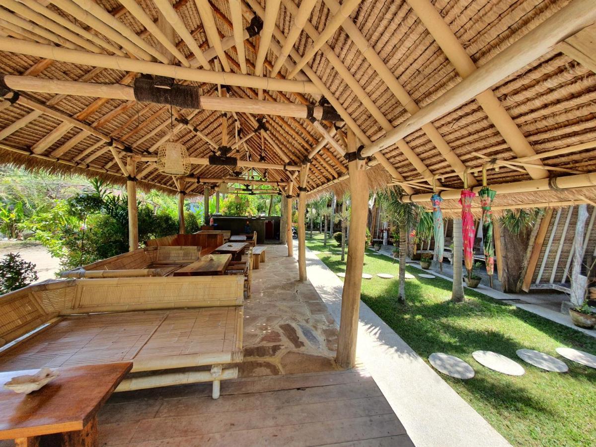 Palm Green Hotel Kuta  Екстер'єр фото