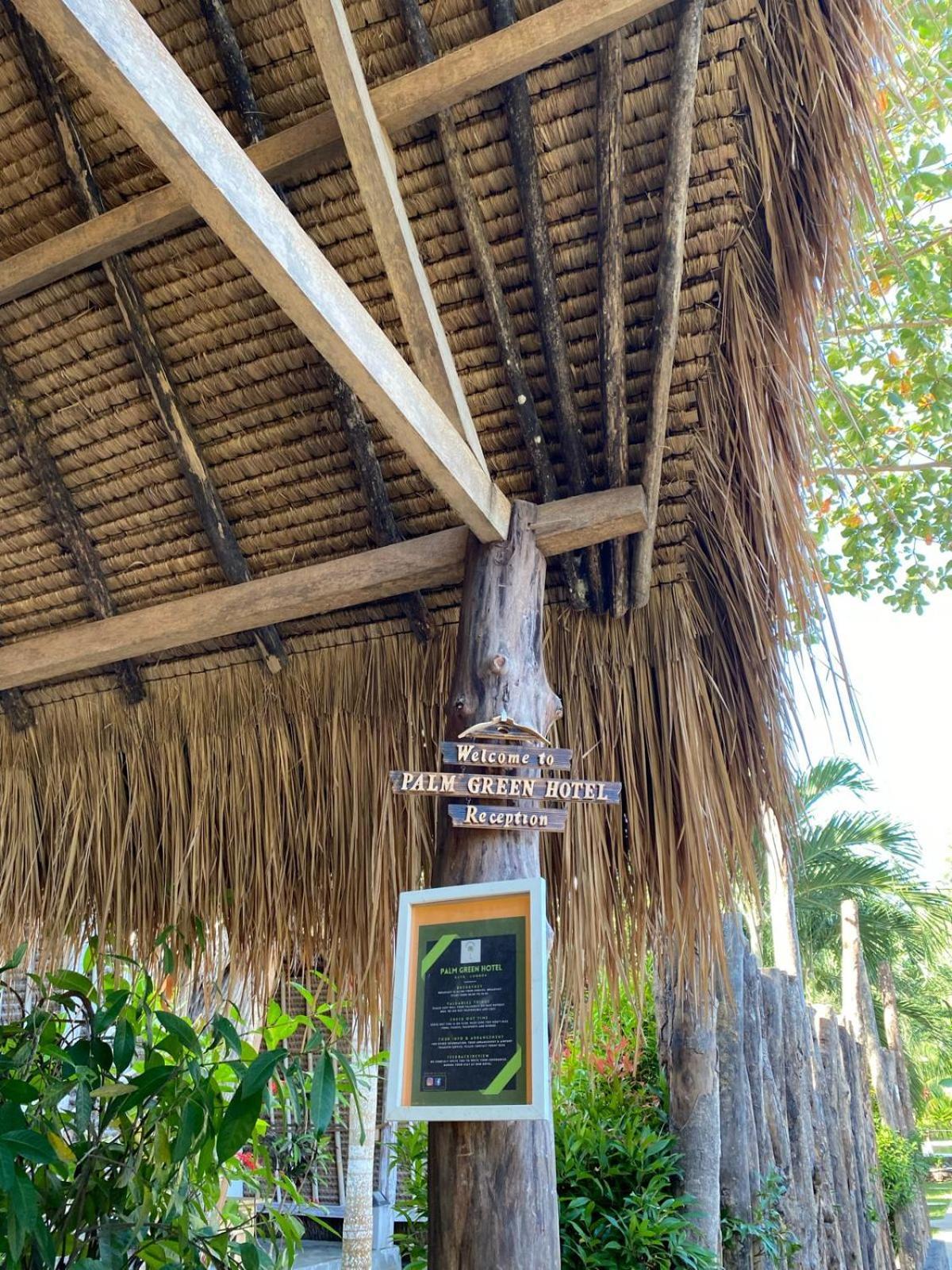 Palm Green Hotel Kuta  Екстер'єр фото