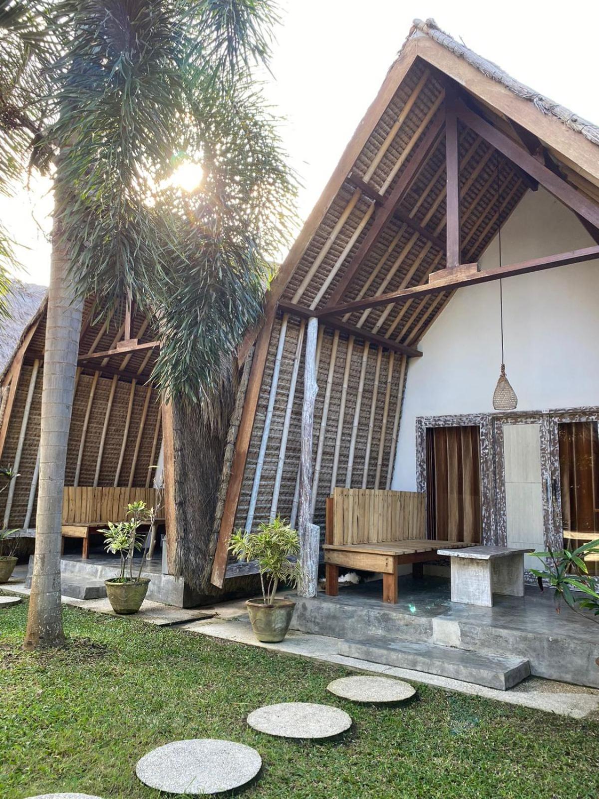 Palm Green Hotel Kuta  Екстер'єр фото