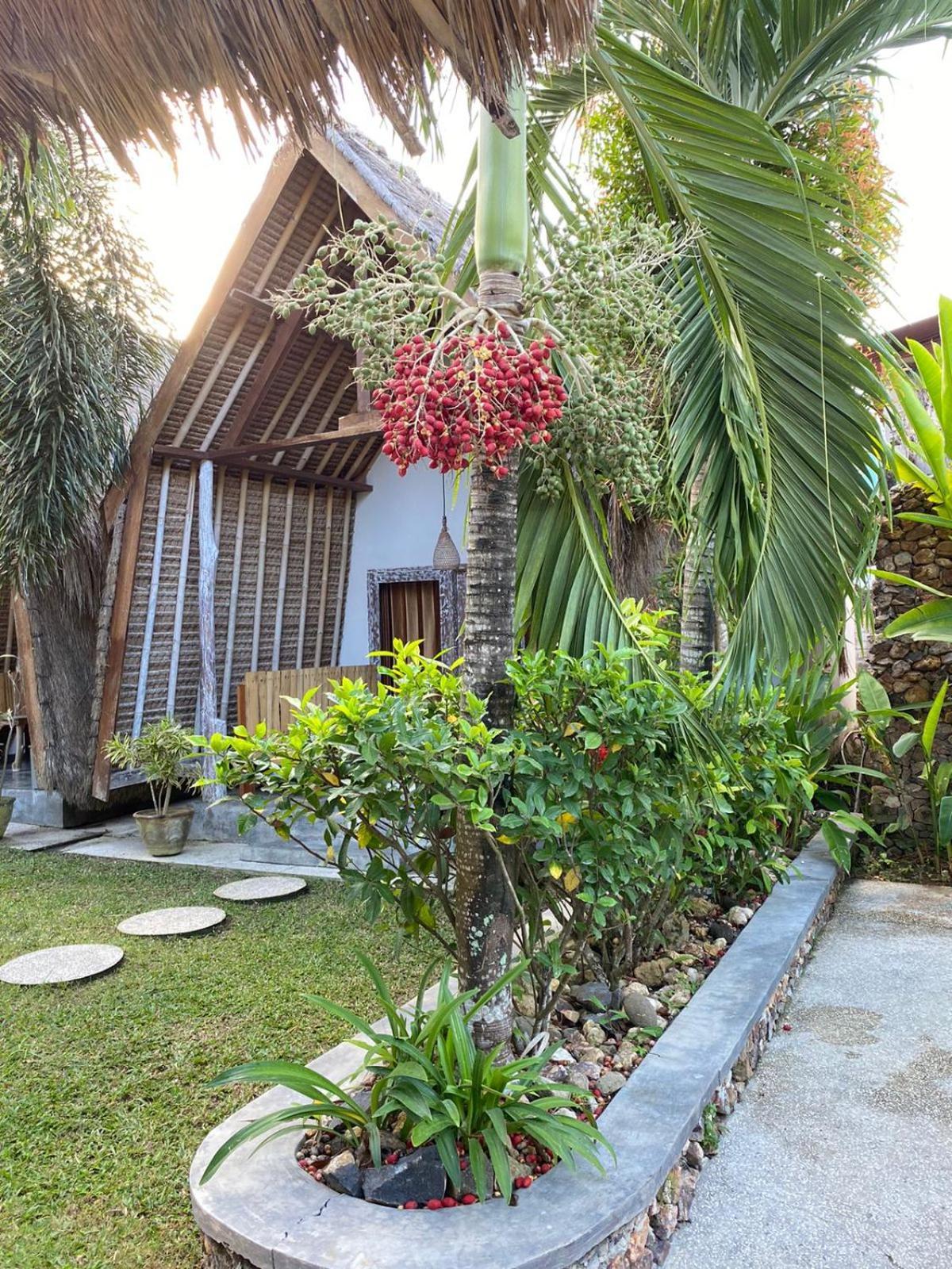 Palm Green Hotel Kuta  Екстер'єр фото