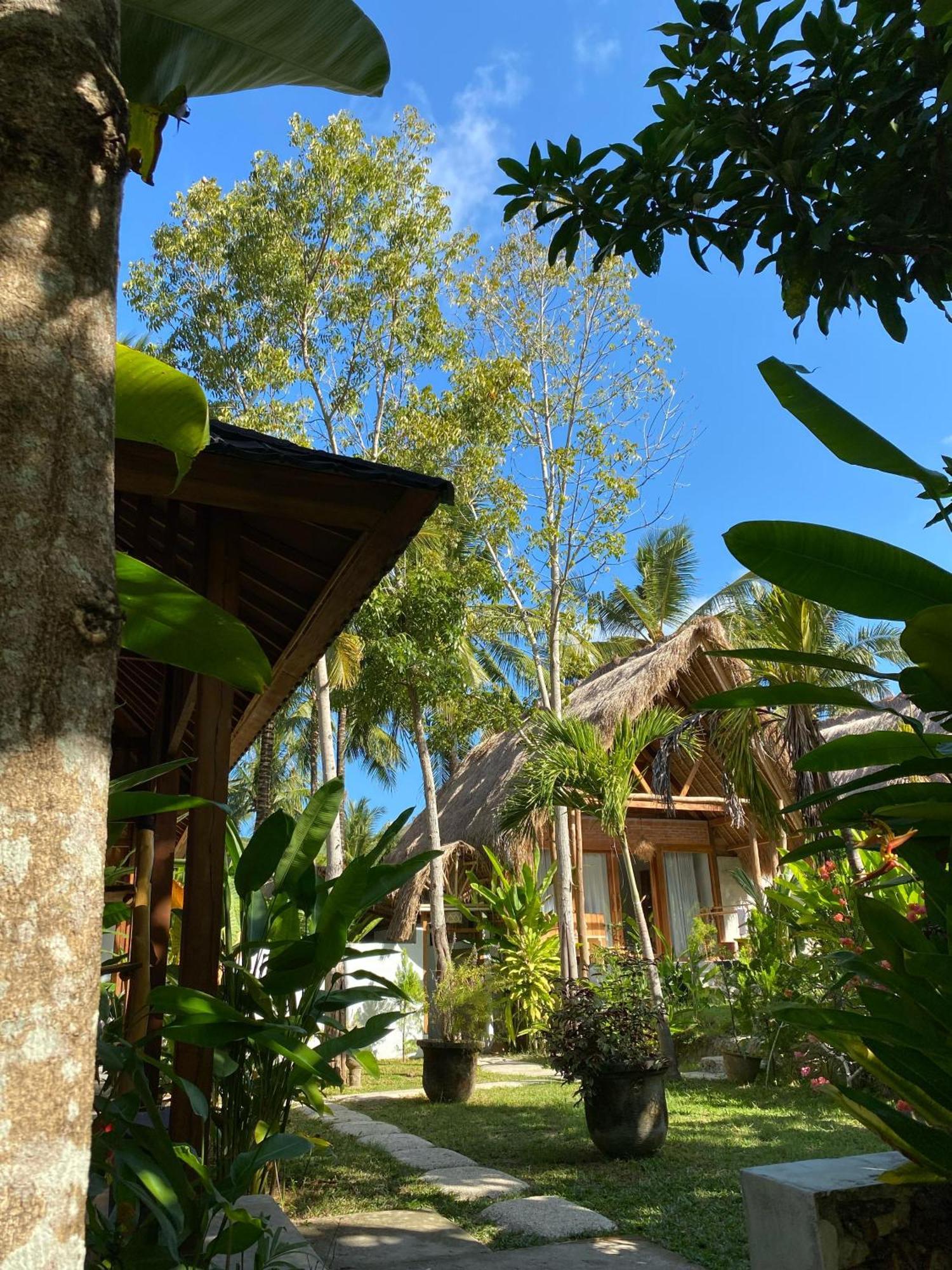 Palm Green Hotel Kuta  Екстер'єр фото
